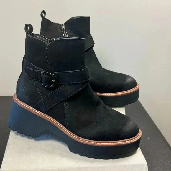 Blondo Giovanni Waterproof Women's Boots size 10 Black nubuck upper - Picture 2 of 13